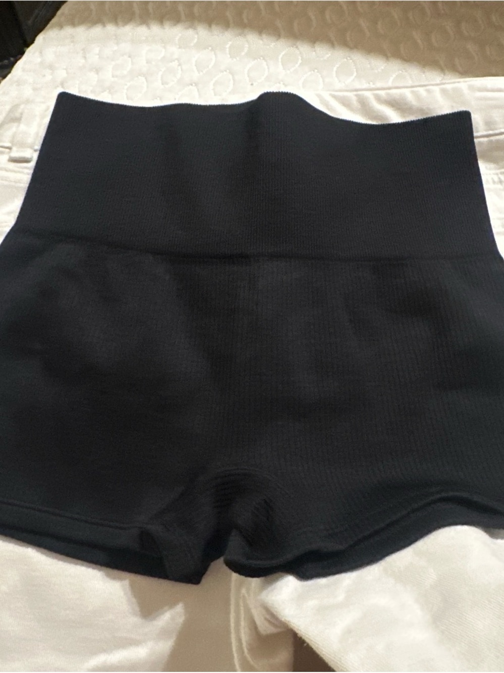 Seamless High-Waist Black Athletic Shorts